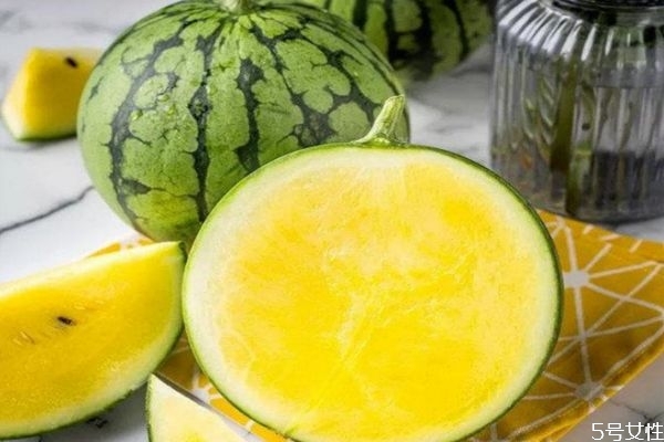 小凤西瓜的营养功效,特小凤西瓜的功效