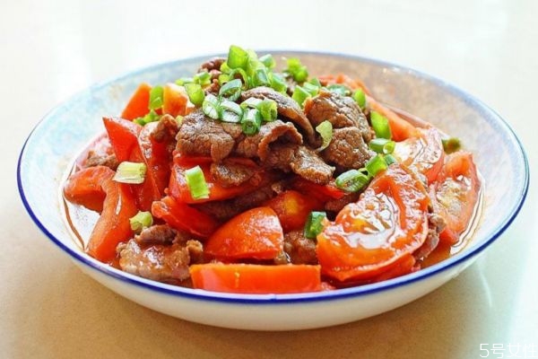 牛肉炖西红柿怎么做好吃,牛肉和西红柿怎么做好吃