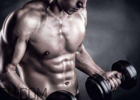 哑铃弯举的正确做法(哑铃弯举的正确做法)