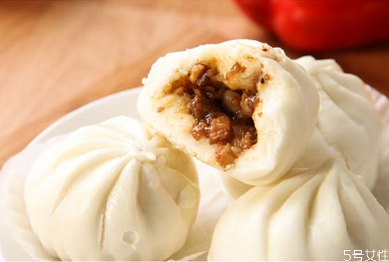 叉烧包用什么肉做,叉烧包肉的做法和配料