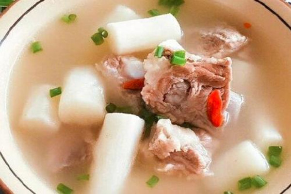 山药炖排骨怎么做好吃 简单做法,淮山炖排骨的做法