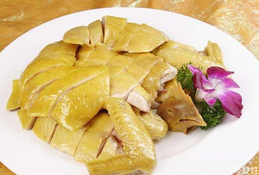 白斩鸡制作方法,白切鸡的制作方法家庭