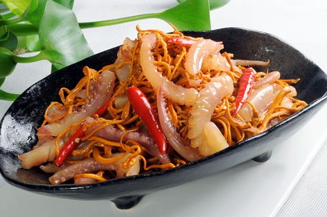 什么季节吃冬虫夏草最好,冬虫夏草适合什么季节吃