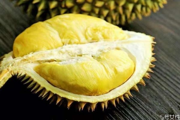 喝酒吃了榴莲如何补救,吃榴莲了可以喝酒吗