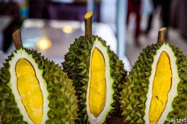 榴莲放在热的地方会坏吗,榴莲常温放一夜能坏吗 榴莲放在热的地方会坏吗,榴莲常温放一夜能坏吗