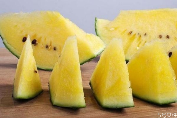 黄瓤西瓜多少钱一斤3月份,黄瓤西瓜现在多少钱一公斤