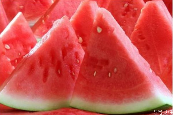 黄肉西瓜和红肉西瓜味道区别,黄肉的西瓜叫什么瓜