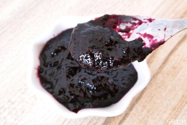 蓝莓饮料玻璃瓶子,蓝莓饮料大瓶的玻璃瓶