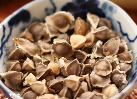 辣木籽长什么样,辣木籽有什么作用?