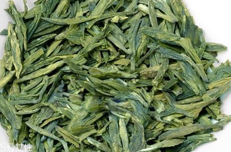 龙井茶发霉了还能喝吗,龙井发霉了还能喝吗