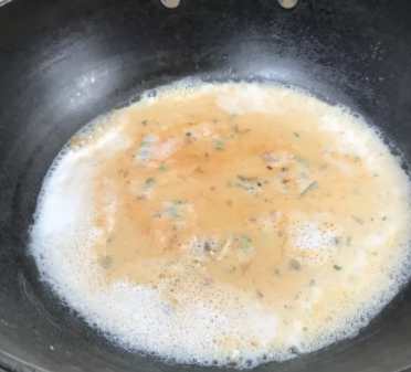 牛奶煮辛拉面,牛奶辛拉面怎么做