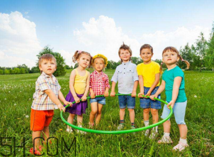 选用重的还是轻的呼啦圈好(呼啦圈是重的好还是轻的好) 选用重的还是轻的呼啦圈好(呼啦圈是重的好还是轻的好)