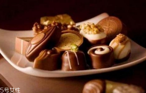 生巧克力保质期多久,什么是生巧克力