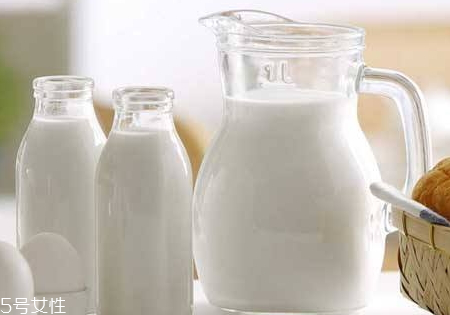 羊奶粉能加蜂蜜吗,蜂蜜加羊奶粉的功效