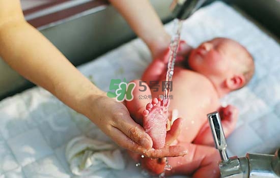 兰蔻196的替代色,兰蔻196是不是有两种颜色