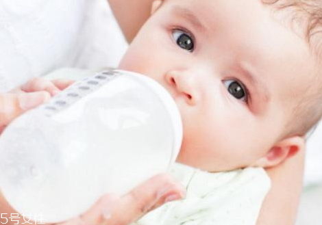 羊奶粉快速溶解快好,还是溶解满好,羊奶粉溶解快好还是慢好