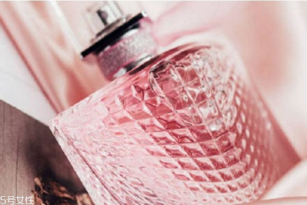 兰蔻美丽人生香水味道好闻吗,兰蔻的美丽人生香水