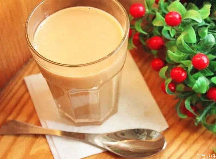 自制奶茶用什么牛奶好,自制奶茶用什么牛奶比较香