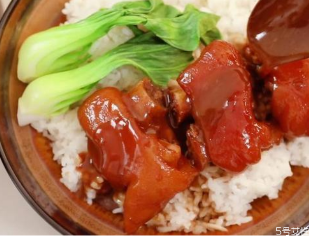 广东猪脚饭做法,猪脚饭的做法及配料