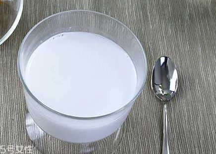 孕妇喝椰子粉的好处和坏处,孕妇喝椰子粉的好处