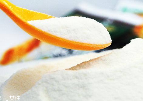 春光椰子粉含糖吗,南国纯椰子粉含糖吗