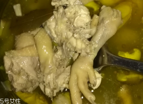 土鸡怎么做好吃家常做法,土鸡怎么做好吃又简单