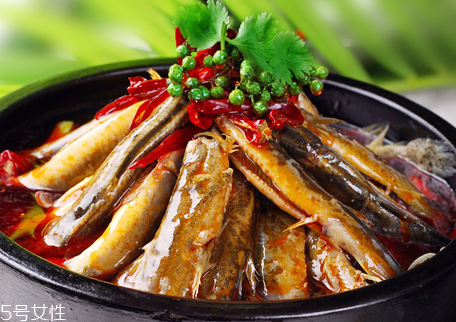 油炸猪蹄筋怎么泡发,猪蹄筋怎么泡发