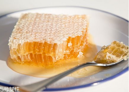 蜂巢蜜怎么吃?,蜂巢蜜怎么吃效果好 蜂巢蜜怎么吃?,蜂巢蜜怎么吃效果好