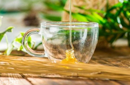 槐花蜜怎么吃最好,槐花蜜怎么做 槐花蜜怎么吃最好,槐花蜜怎么做