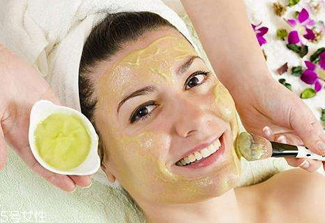 槐花蜜怎么做面膜,槐花蜜做面膜的功效