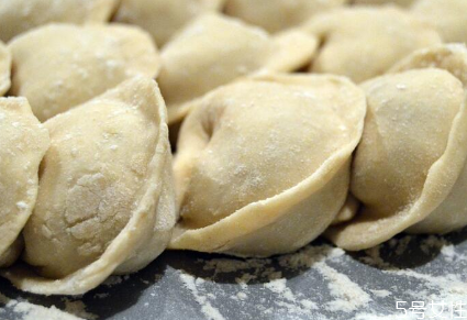 饺子皮蒸出来有点硬是怎么办,饺子皮蒸出来还是那么硬怎么回事