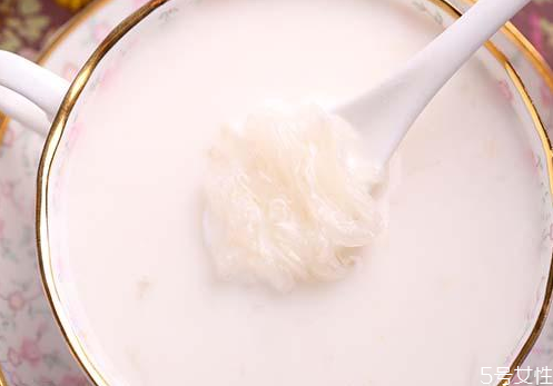 燕窝可以用农夫山泉泡吗,炖燕窝可以用农夫山泉天然水吗