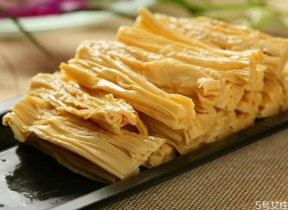 腐竹泡一夜有毒吗,腐竹泡久了会中毒吗