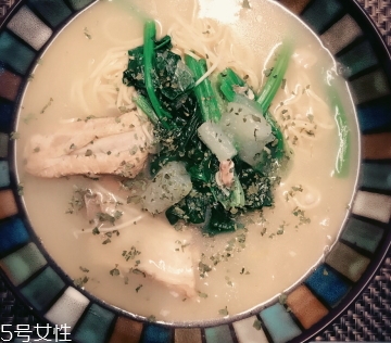 骨汤瑶柱面,骨头瑶柱汤