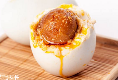 海胆生吃什么味道的,海胆生吃好吃吗