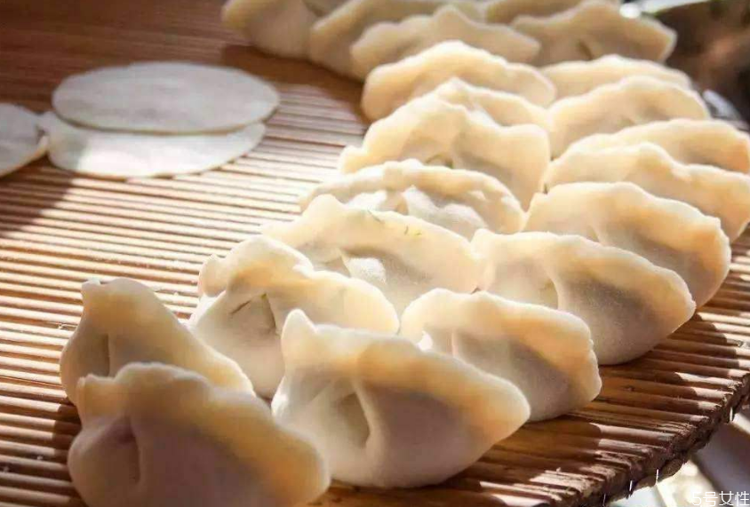 饺子牛肉馅怎么调好吃,牛肉饺子的做法肉馅怎么调好吃