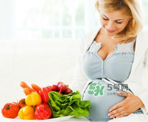 高温瑜伽和常温瑜伽的区别(高温瑜伽和常温瑜伽的区别)