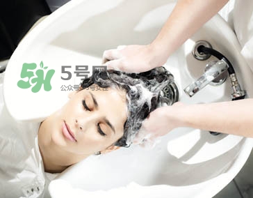 怀孕初期洗头可以用吹风机吗,孕期洗头发可以用吹风机吗