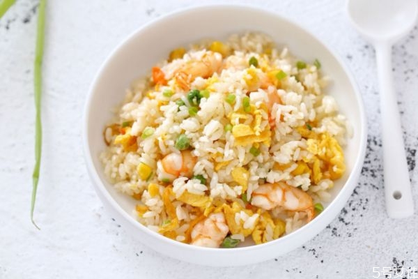 蛋炒饭是先放蛋还是先炒饭?,炒蛋炒饭先放蛋还是先放饭