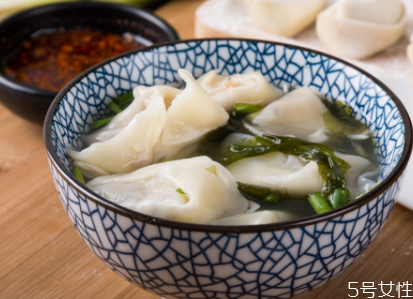 馄饨怎么煮比较好吃,怎样煮馄饨才好吃