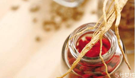 枸杞泡酒是沉得好还是浮的好,枸杞子泡酒是沉的好还是浮的好