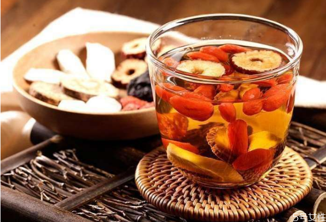 不锈钢保温杯可以泡枸杞吗,保温杯可以泡茶吗?