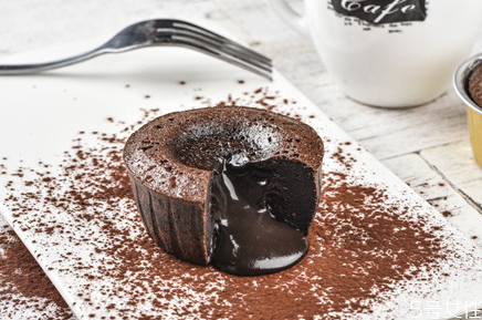 小孩早上吃巧克力好不好,孩子早上空腹吃巧克力好吗