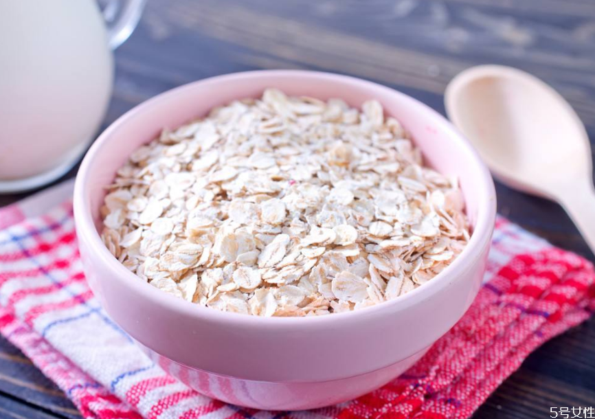 儿童早餐吃燕麦片好吗,儿童早上吃燕麦片有什么好处