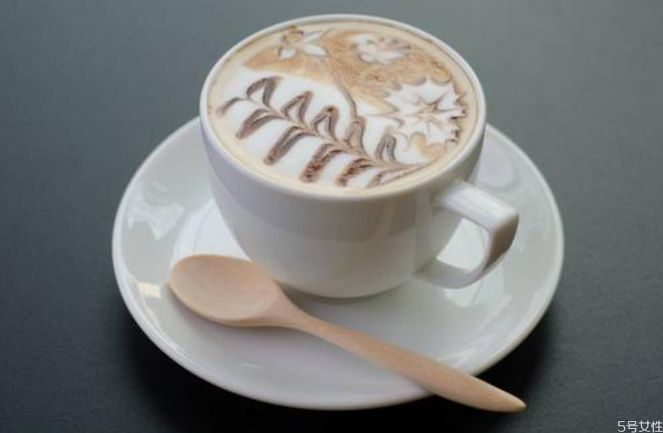 冲绳黑糖拿铁热的好喝还是冰的好喝,厚乳拿铁热的好喝还是冰的好喝