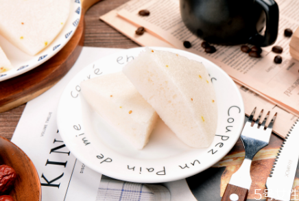 米糕是冷水蒸还是热水蒸,蒸糯米糕用热水还是凉水