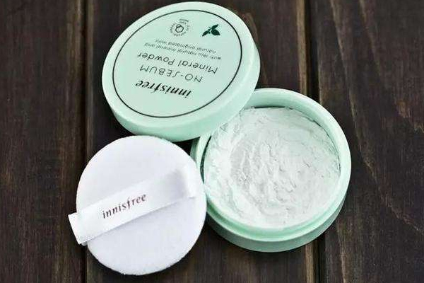 悦诗风吟散粉持久吗,悦诗风吟的散粉好用吗