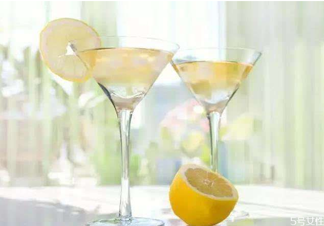 柠檬泡酒有什么好处和坏处?,柠檬泡酒怎么泡