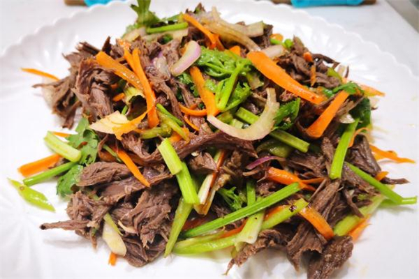 手撕猪心的做法窍门,猪心怎么撕能成丝 手撕猪心的做法窍门,猪心怎么撕能成丝