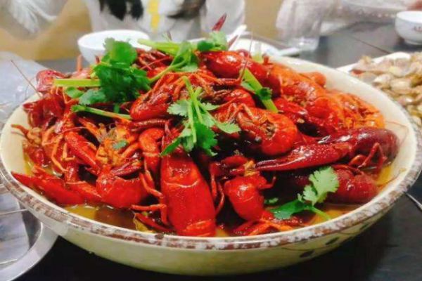 一斤小龙虾的热量,龙虾的热量是多少